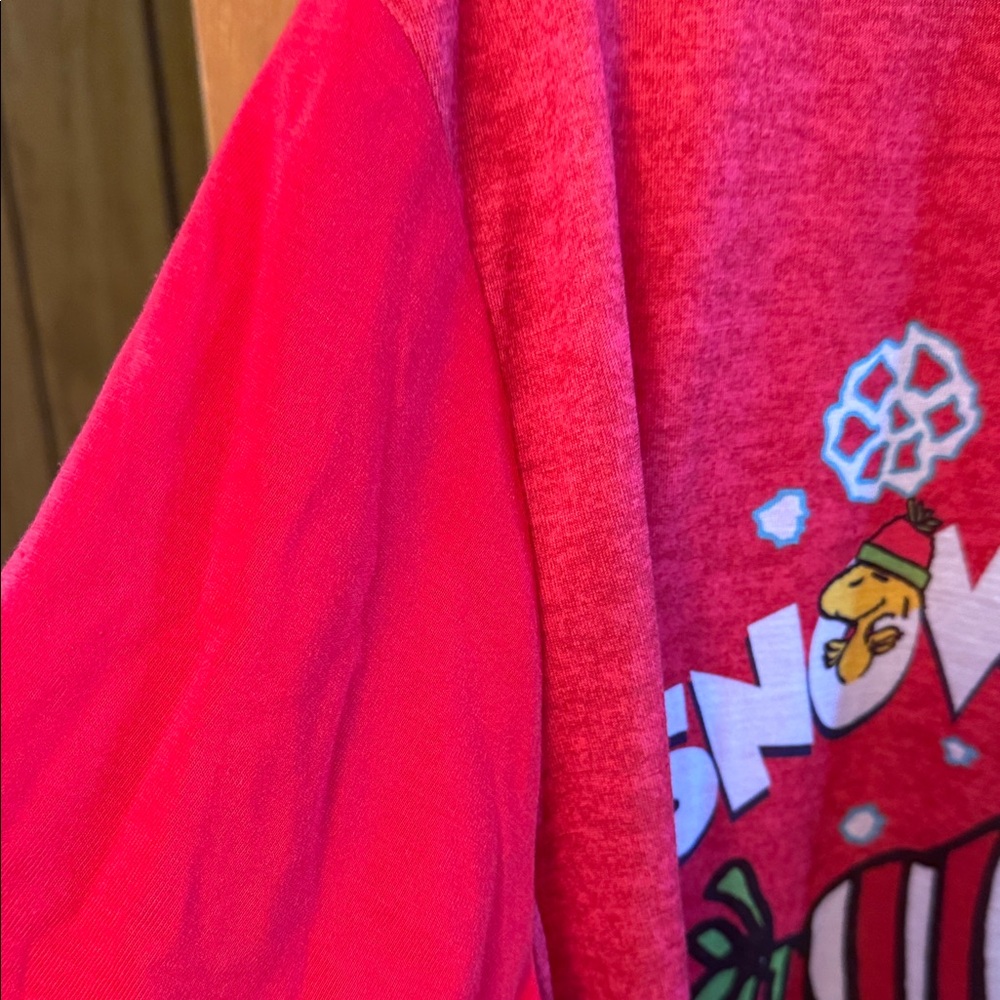 Unisex Peanuts Red Snoopy Long Sleeve Pajama set - Picture 6 of 10